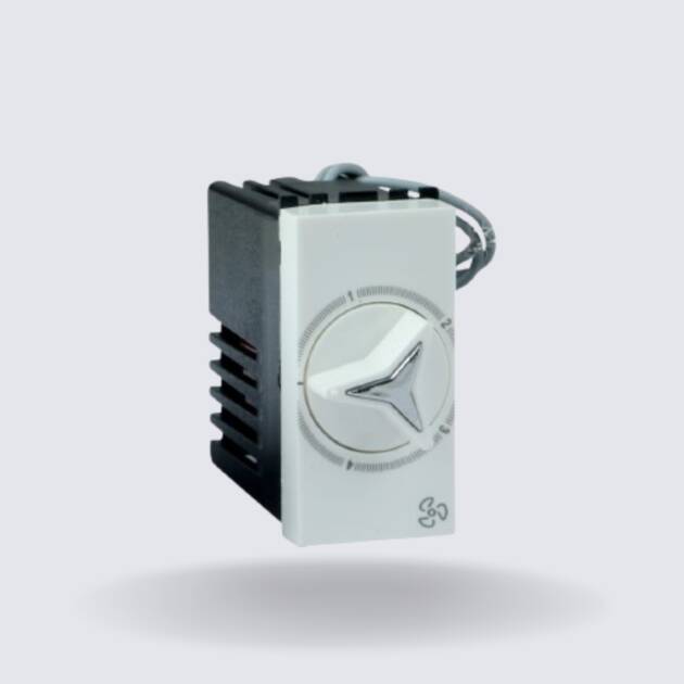 Black & white Small Regulator